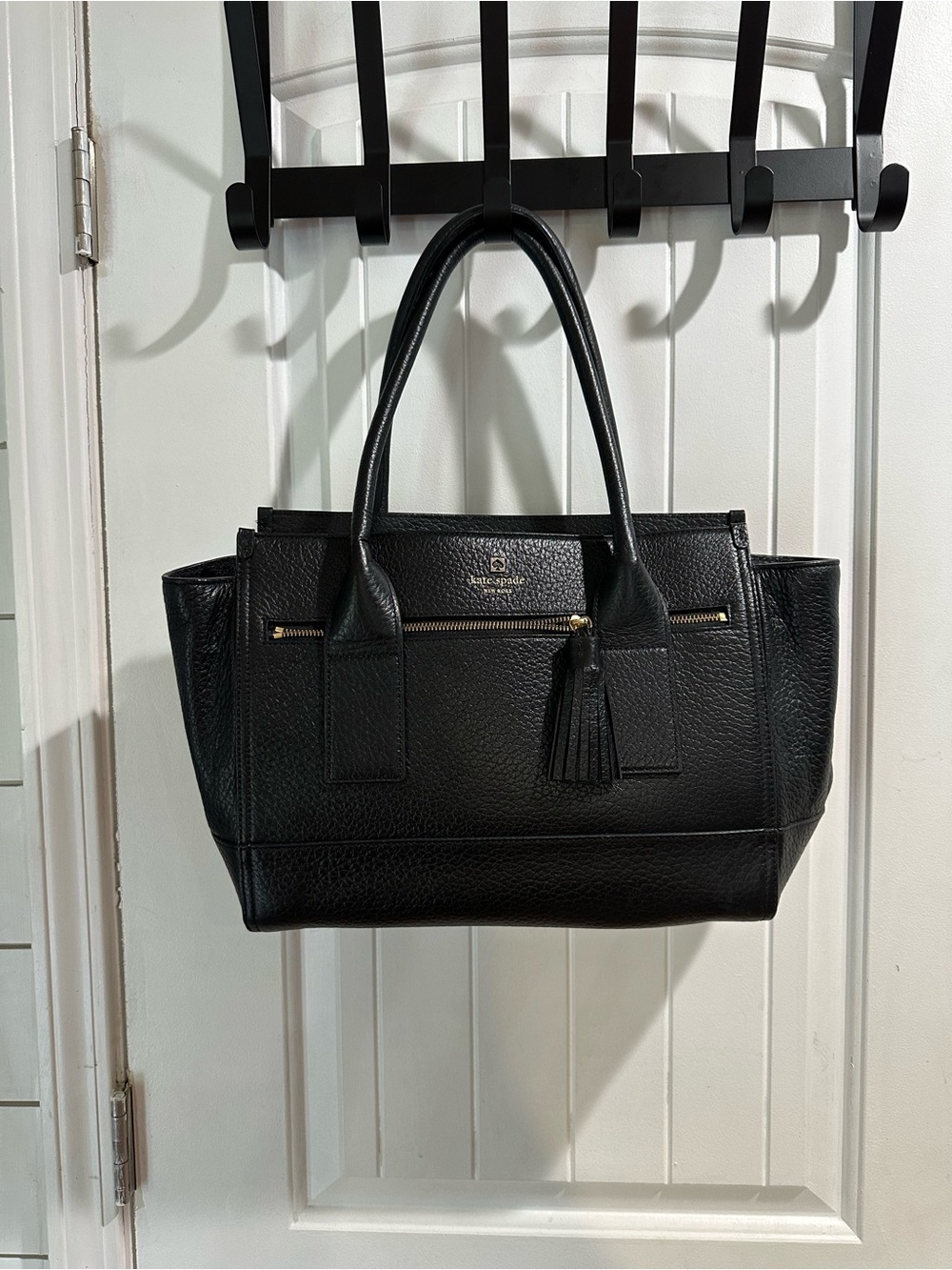 Kate Spade New York Southport Avenue Oden Pebbled Leather Tote Black Tassel - Picture 2 of 10